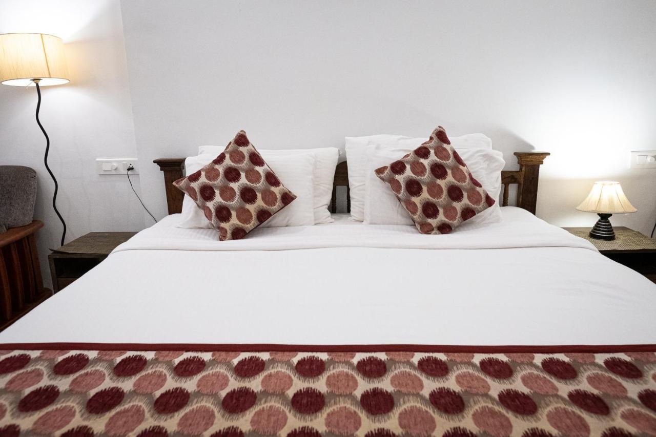 Shanu'S Seaside Inn - A Family-Run Guesthouse Just 100 Metres From Candolim Beach Exteriör bild