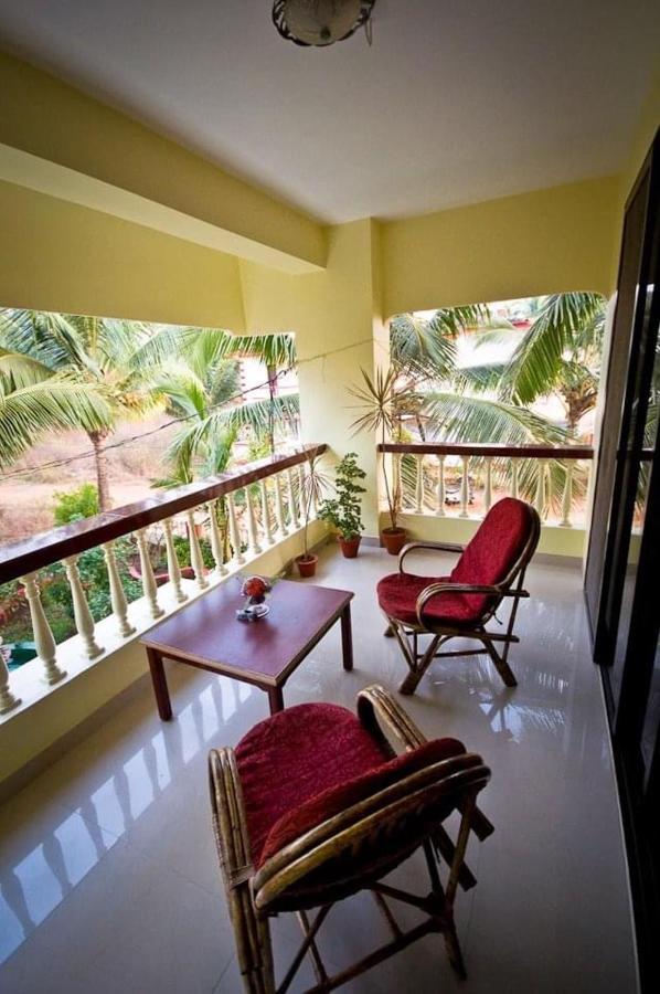 Shanu'S Seaside Inn - A Family-Run Guesthouse Just 100 Metres From Candolim Beach Exteriör bild
