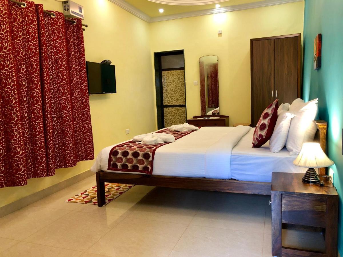 Shanu'S Seaside Inn - A Family-Run Guesthouse Just 100 Metres From Candolim Beach Exteriör bild