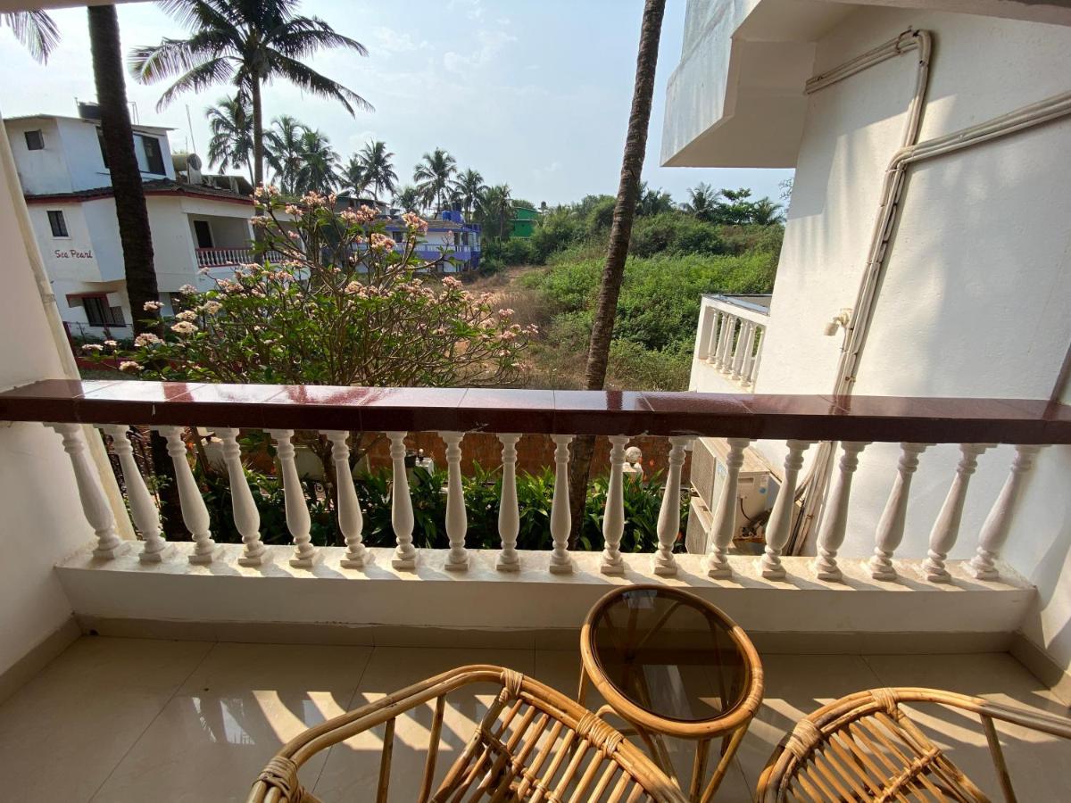 Shanu'S Seaside Inn - A Family-Run Guesthouse Just 100 Metres From Candolim Beach Exteriör bild